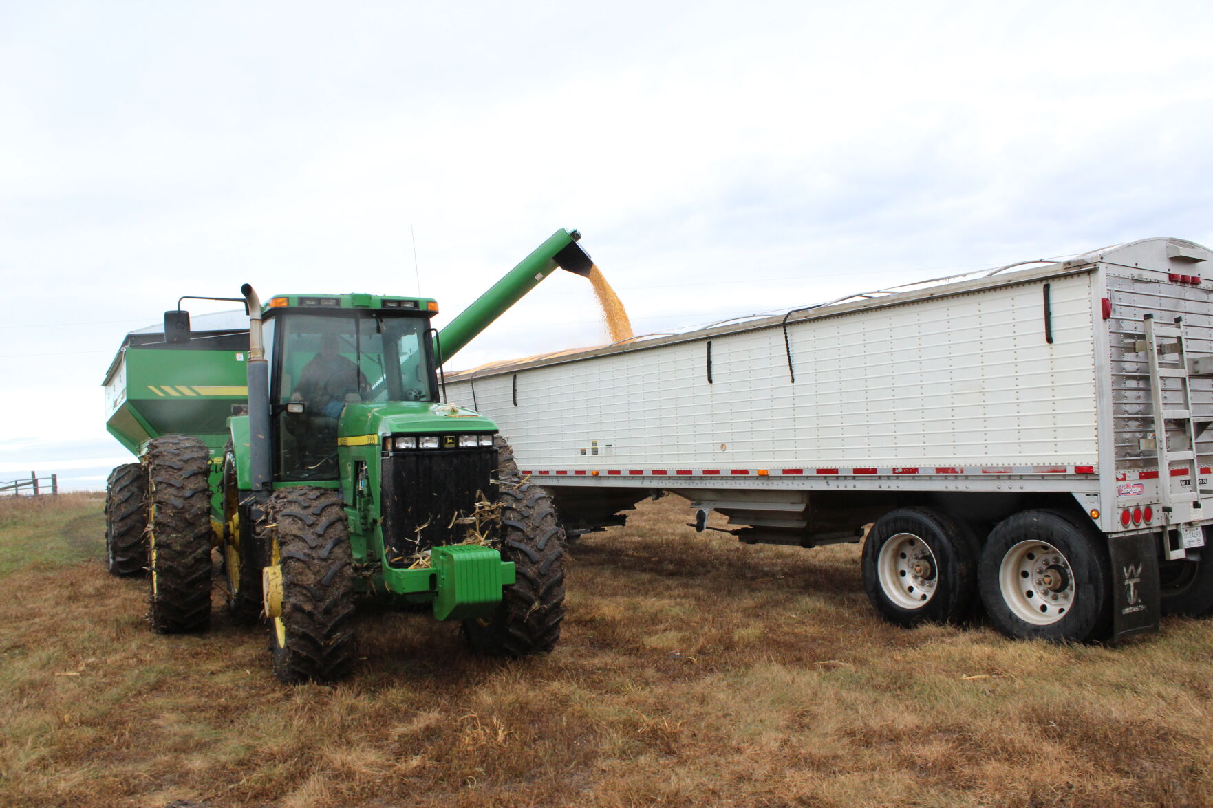 Harvest Help (19).JPG